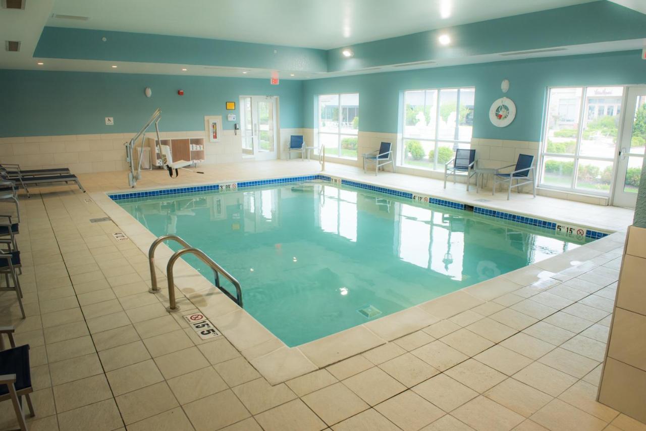 Holiday Inn Express&Suites - Louisville N - Jeffersonville, an IHG Hotel Extérieur photo
